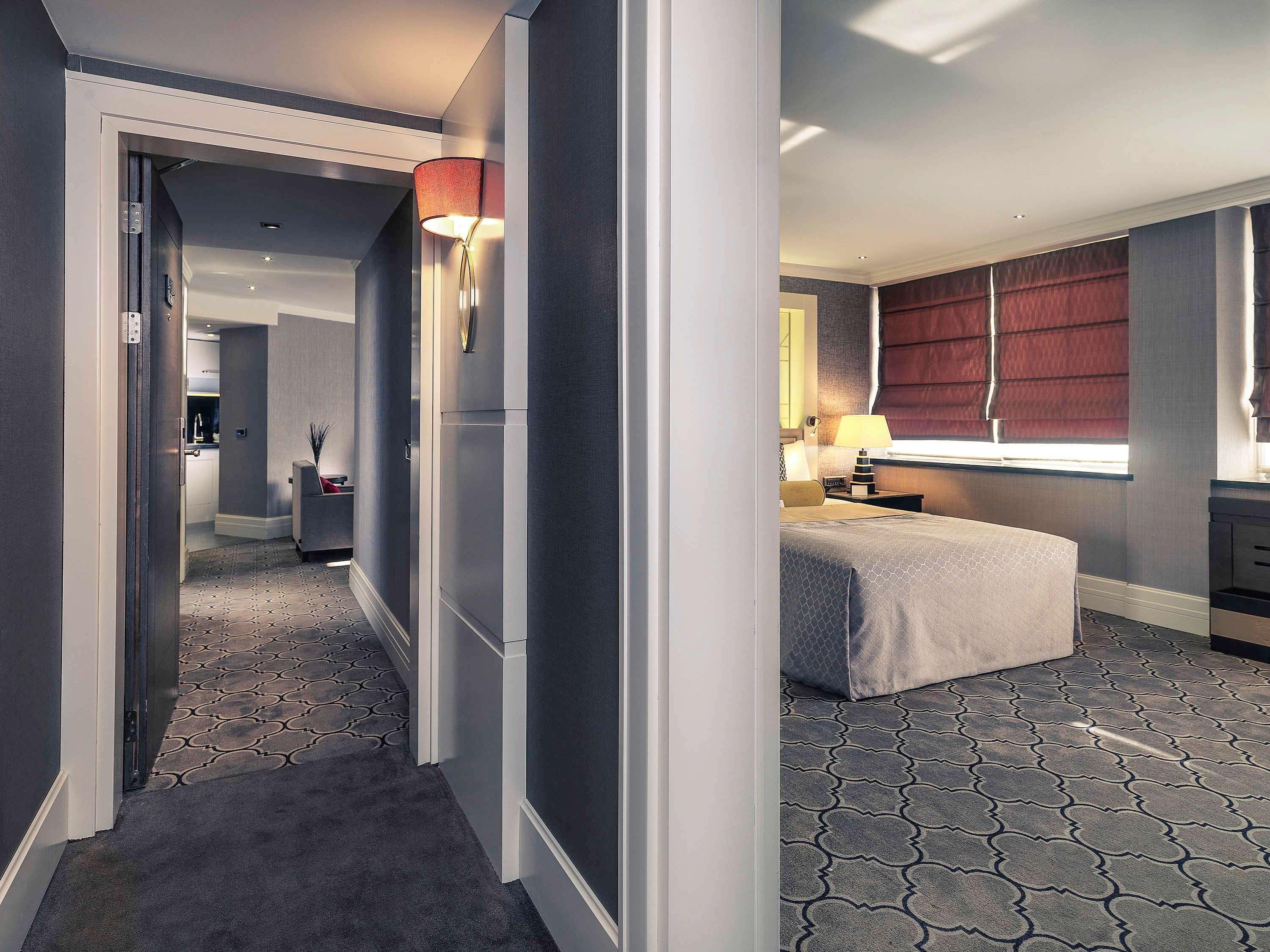 머큐어 이스탄불 보몬티 호텔 외부 사진 A suite at the hotel