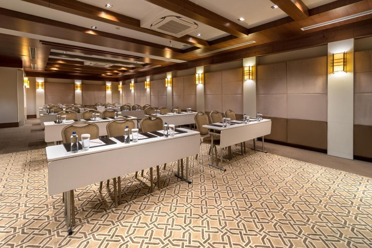 머큐어 이스탄불 보몬티 호텔 외부 사진 Meeting room