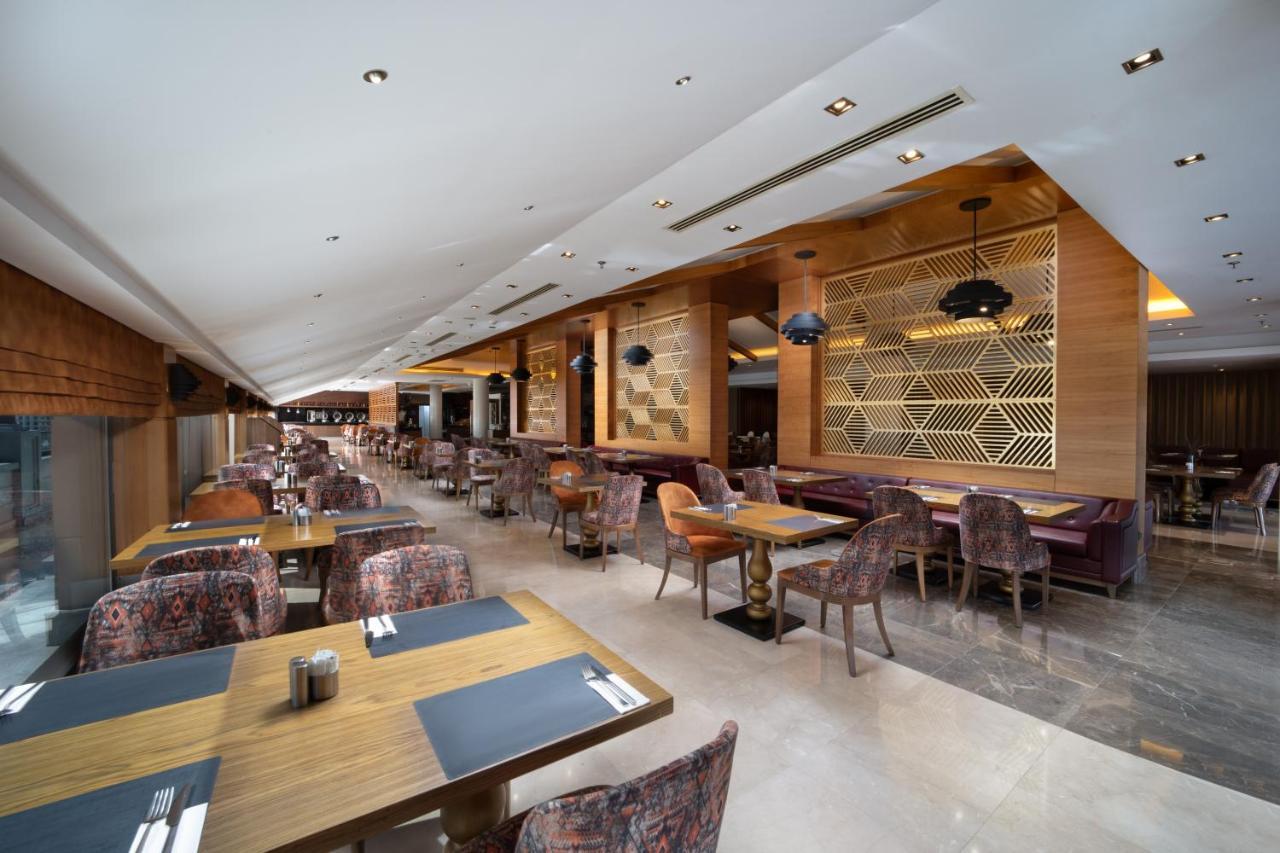 머큐어 이스탄불 보몬티 호텔 외부 사진 The restaurant